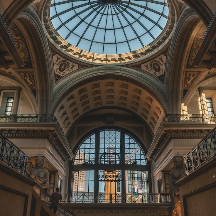 Family-friendly shopping and daily life in United Kingdom